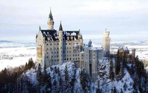 castillo deneuschwanstein con nieve