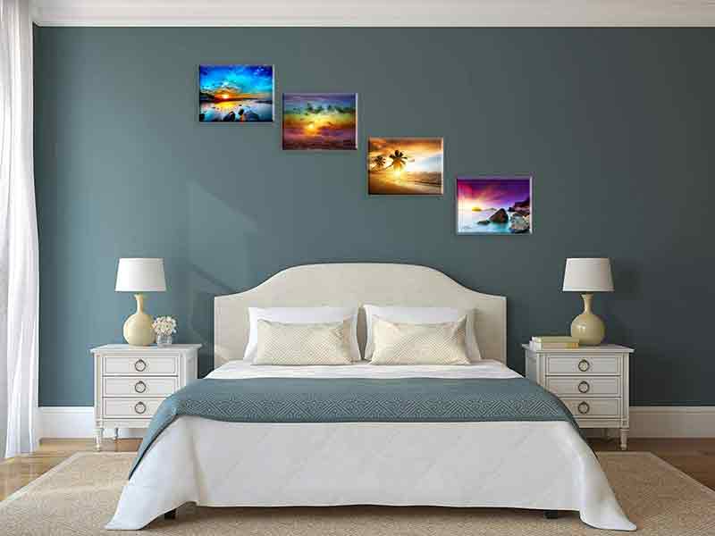 pared con cuadro de fotos de paisajes maritimos