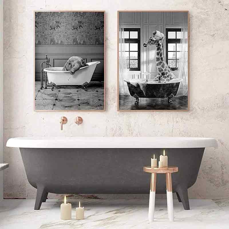 bonita decoracion en blanco y negro en una bañera